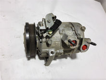 Load image into Gallery viewer, AC Compressor Ford Explorer 2021 - MM2715517
