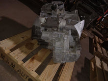 Load image into Gallery viewer, Transmission Chevrolet Traverse 2019 - MM2717867
