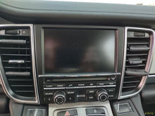 Load image into Gallery viewer, Radio  PORSCHE PANAMERA 2012 - MM2729984
