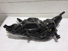 Load image into Gallery viewer, HEADLIGHT LAMP ASSEMBLY Nissan Altima 2019 19 2020 20 Right - MM2736638
