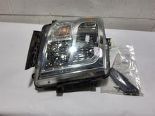 Load image into Gallery viewer, HEADLIGHT LAMP ASSEMBLY Titan Titan XD 16 17 18 19 20 Right - MM2743215
