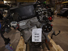 Load image into Gallery viewer, Engine Motor Chevrolet Equinox 2020 - MM2744762
