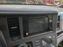 Load image into Gallery viewer, RADIO Toyota Sienna 2015 15 - MM2744877
