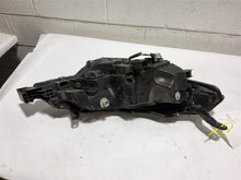Load image into Gallery viewer, HEADLIGHT LAMP ASSEMBLY - MM2747992
