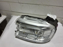 Load image into Gallery viewer, Headlight Lamp Assembly Ford Maverick 2022 - MM2748162
