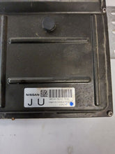 Load image into Gallery viewer, ECU ECM COMPUTER Nissan Pathfinder 2005 05  4x4 - MM2755522
