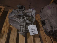 Load image into Gallery viewer, Transmission Hyundai Elantra 2019 - MM2760105

