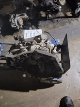 Load image into Gallery viewer, Transmission Chevrolet HHR 2010 - MM2760532
