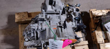 Load image into Gallery viewer, Transmission Kia Sorento 2017 - MM2771647
