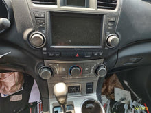 Load image into Gallery viewer, RADIO Toyota Highlander 2011 11 2012 12 2013 13 - MM2771688
