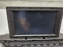 Load image into Gallery viewer, Radio Hyundai Elantra 2020 - MM2774199

