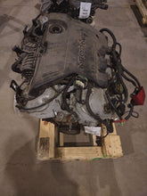 Load image into Gallery viewer, Engine Motor Lincoln MKZ 2012 - MM2786591
