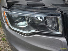 Load image into Gallery viewer, HEADLIGHT LAMP ASSEMBLY Jeep Grand Cherokee 17 18 19 20 Right - MM2797103
