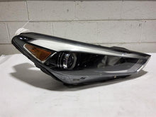 Load image into Gallery viewer, Headlight Lamp Assembly Hyundai Tucson 2016 - MM2798599
