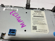 Load image into Gallery viewer, Radio Honda Pilot 2019 - MM2799095
