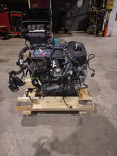 Load image into Gallery viewer, Engine Motor Chevrolet Malibu 2020 - MM2802844

