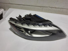 Load image into Gallery viewer, HEADLIGHT LAMP ASSEMBLY Audi Q7 10 11 12 13 14 15 Right - MM2803875
