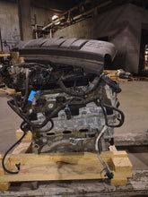 Load image into Gallery viewer, Engine Motor GMC Acadia 2014 - MM2806075
