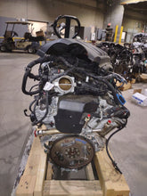 Load image into Gallery viewer, Engine Motor GMC Acadia 2014 - MM2806075
