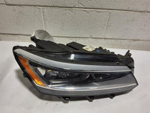 Load image into Gallery viewer, HEADLIGHT LAMP ASSEMBLY Volkswagen Passat 2016 16 Right - MM2807288
