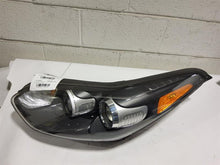 Load image into Gallery viewer, HEADLIGHT LAMP ASSEMBLY Kia Sportage 17 18 19 20 Left - MM2811948
