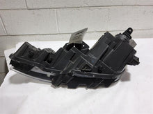 Load image into Gallery viewer, Headlight Lamp Assembly Hyundai Elantra 2020 - MM2812021
