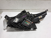 Load image into Gallery viewer, Headlight Lamp Assembly Ford Explorer 2011 - MM2814033
