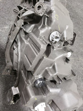 Load image into Gallery viewer, Headlight Lamp Assembly Honda Civic 2020 - MM2814241
