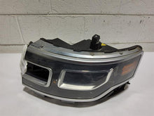 Load image into Gallery viewer, Headlight Lamp Assembly Ford Flex 2017 - MM2821573
