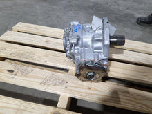 Load image into Gallery viewer, Transfer Case Nissan Rogue 2017 - MM2829467
