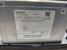 Load image into Gallery viewer, Radio Toyota Camry 2018 - MM2829787

