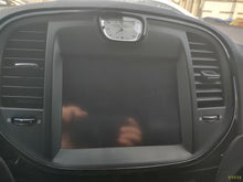 Load image into Gallery viewer, Radio Chrysler 300 2012 - MM2829928
