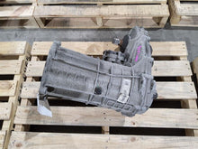 Load image into Gallery viewer, TRANSFER CASE Porsche Cayenne 11 12 13 14 15 16 17 18 - MM2835694
