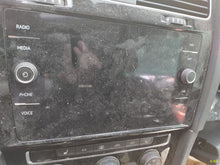 Load image into Gallery viewer, Radio Volkswagen Golf GTI 2021 - MM2835950
