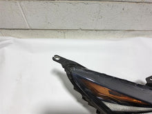 Load image into Gallery viewer, Headlight Lamp Assembly Hyundai Elantra 2021 - MM2840438
