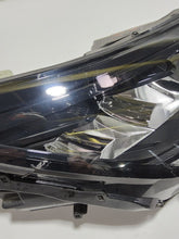 Load image into Gallery viewer, Headlight Lamp Assembly Hyundai Sonata 2020 - MM2847958
