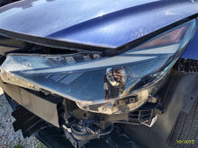 Load image into Gallery viewer, Headlight Lamp Assembly Hyundai Elantra 2021 - MM2857295

