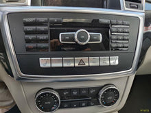 Load image into Gallery viewer, Radio  MERCEDES GL-CLASS 2016 - MM2857398
