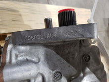 Load image into Gallery viewer, Transfer Case Rambler Rambler 2021 - MM2857854

