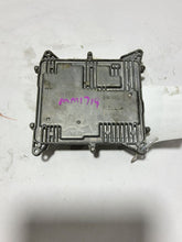 Load image into Gallery viewer, ECU ECM COMPUTER BMW 320i 328D 328i 528D 528i 13 14 15 - MM2858132
