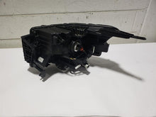 Load image into Gallery viewer, Headlight Lamp Assembly Nissan Frontier 2022 - MM2865815

