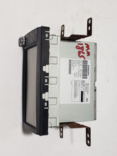 Load image into Gallery viewer, RADIO Nissan Sentra Versa 2018 18 2019 19 - MM2866814
