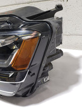 Load image into Gallery viewer, Headlight Lamp Assembly Volkswagen Atlas 2018 - MM2869279
