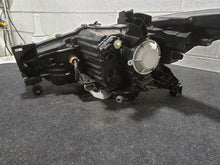 Load image into Gallery viewer, Headlight Lamp Assembly  INFINITI QX60 2016 - MM2872804
