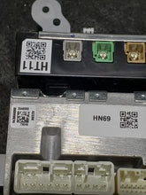 Load image into Gallery viewer, Radio  XV CROSSTREK 2019 - MM2873540
