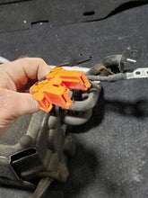 Load image into Gallery viewer, Inverter  XV CROSSTREK 2019 - MM2873584
