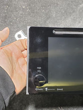 Load image into Gallery viewer, Radio Toyota Tacoma 2019 - MM2875412
