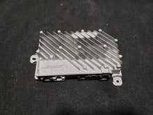 Load image into Gallery viewer, Radio  CT6 2017 - MM2878434
