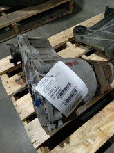 Load image into Gallery viewer, TRANSFER CASE Cadillac CTS 10 11 12 13 14 - MM2888932
