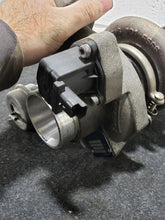 Load image into Gallery viewer, TURBO SUPERCHARGER C70 S60 S80 V60 V70 XC60 XC70 2008-2014 - MM2905545
